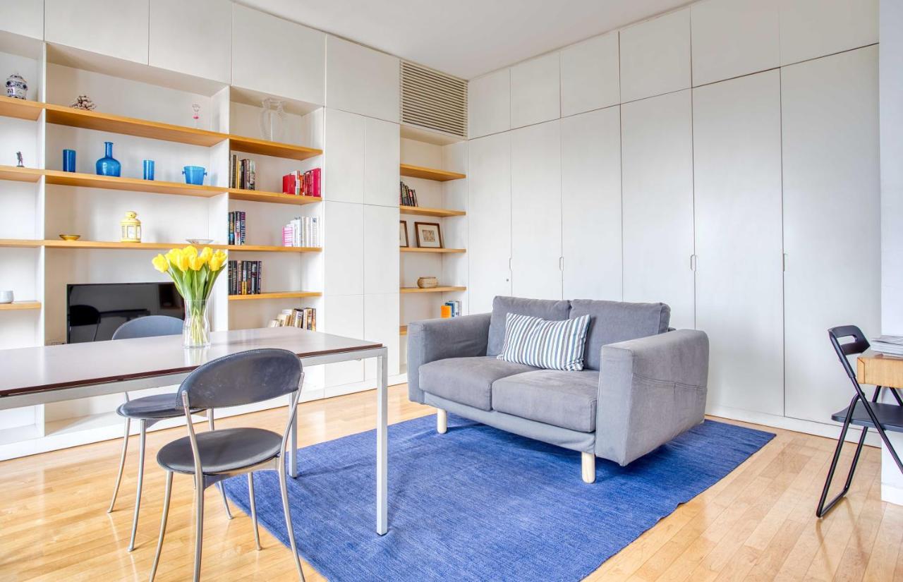 Joivy Vibrant Studio With Balcony Milano Eksteriør bilde